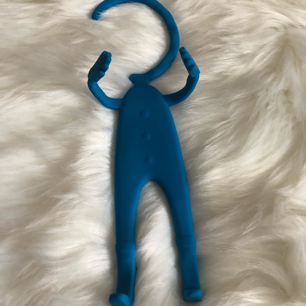 Hanger Phone Mount